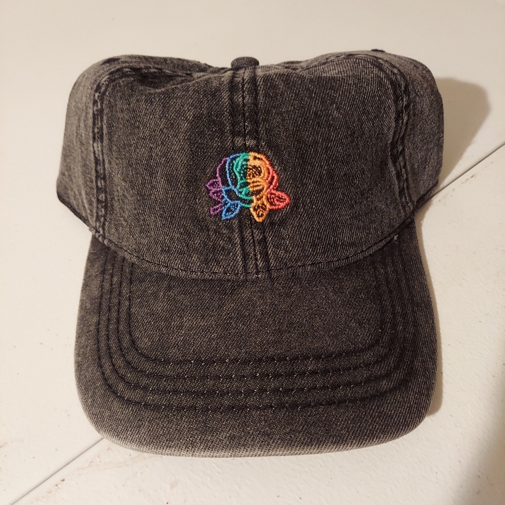 Free Authority Black Jean Cap with A Rainbow Rose Embroidery